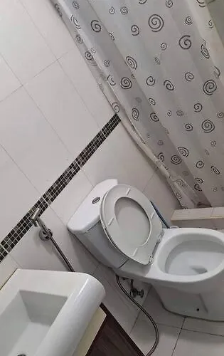Location Ever And Affordable Manila