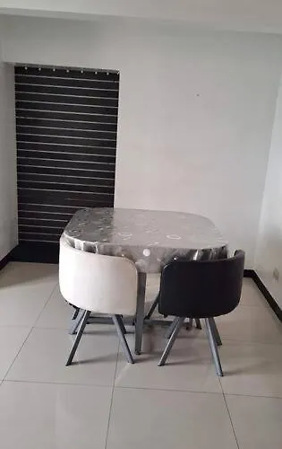Location Ever And Affordable Manila