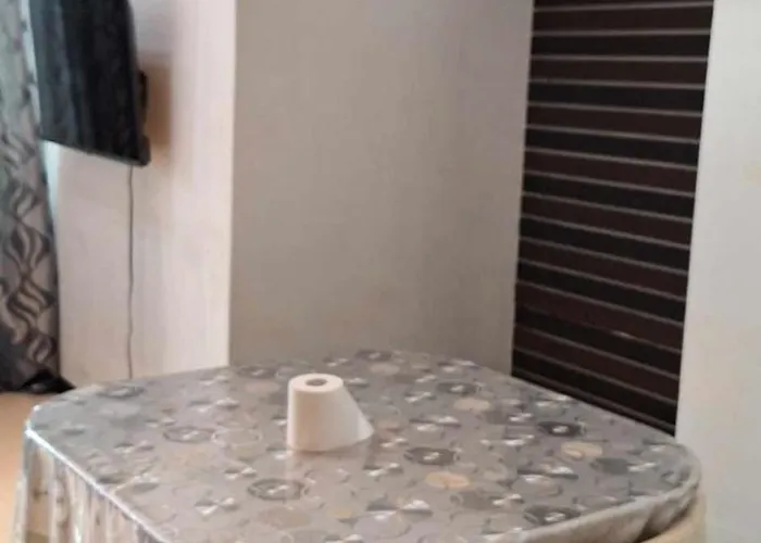 Location Ever And Affordable Apartahotel Manila